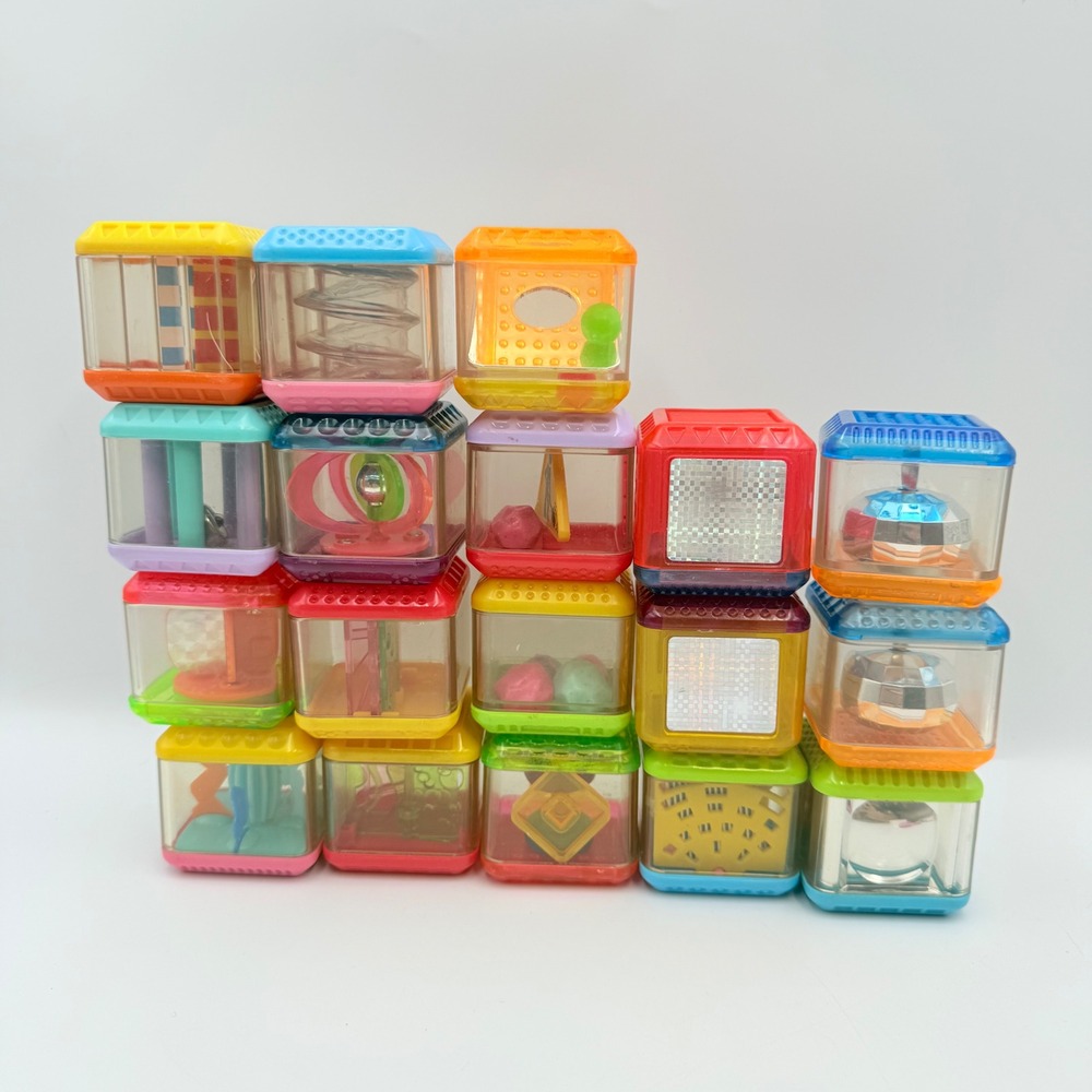 Fisher Price Peek-a-Blocks Sensory Discovery Toy Set 18 Piece Multicolor Blocks